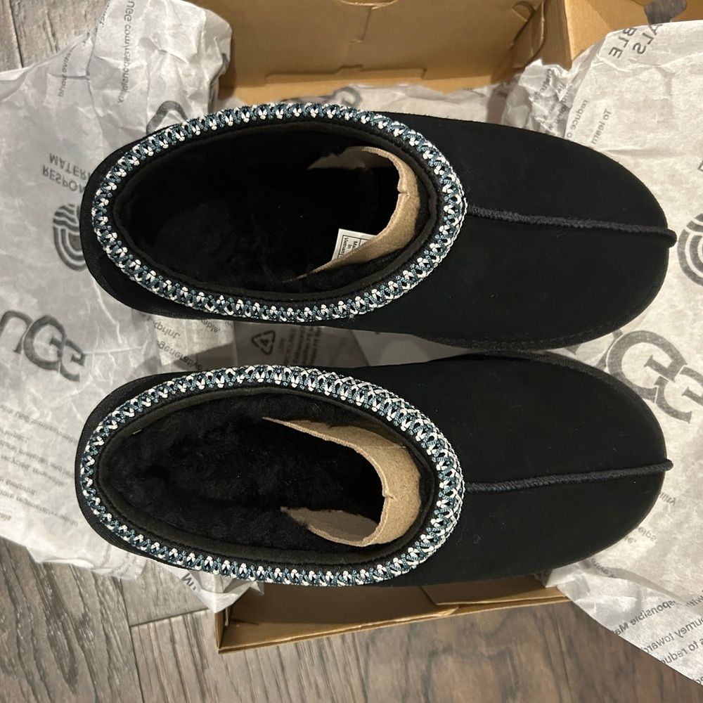 New Authentic Girls Tasman Uggs